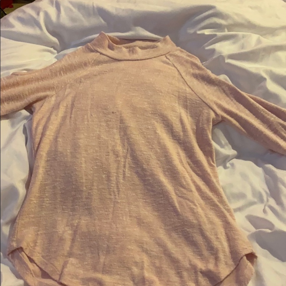Pale pink top